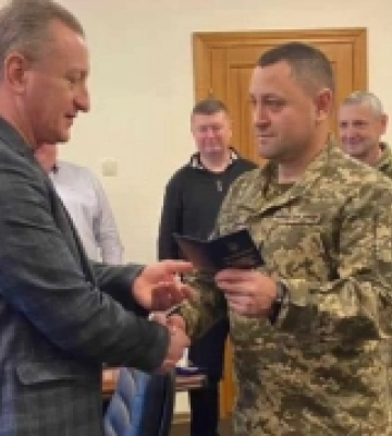 Керівник Рівненського обласного госпіталю ветеранів отримав нагороду «За службу та звитягу»