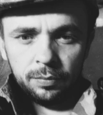 На Любомльщину прямує траурний кортеж із загиблим воїном