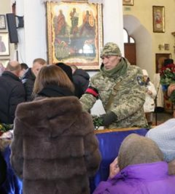 Полтавська громада попрощалася із загиблим Героєм Михайлом Глушком