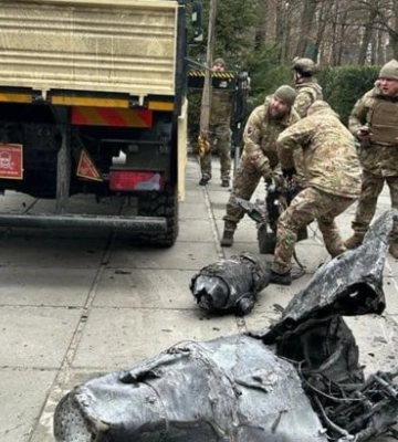 Во время обстрела Киева одна из ракет попала в больницу и не взорвалась