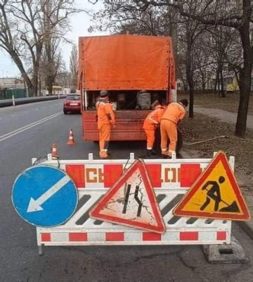 На вулицях Одеси тривають ремонтні роботи: адреси