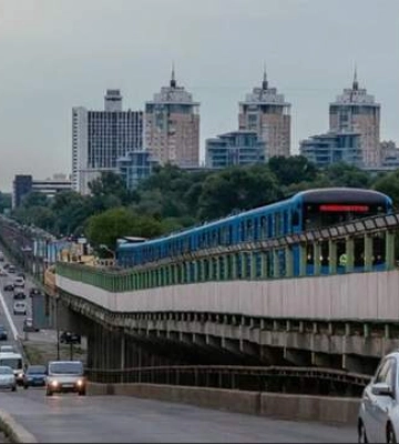 Закроют ли мост Метро в Киеве: ответ метрополитена