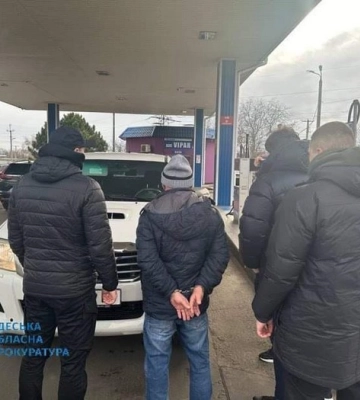 Ціна життя – $10 тисяч: правоохоронці попередили замовне вбивство на Одещині