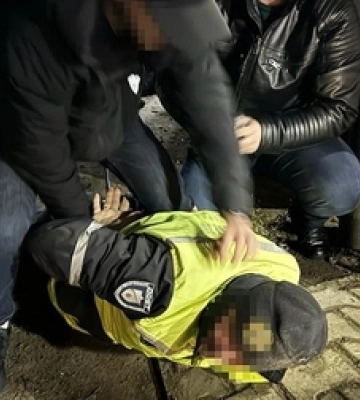 Посадовець Укртрансбезпеки «заробляв» мільйони на поборах із зернотрейдерів (фото, відео)