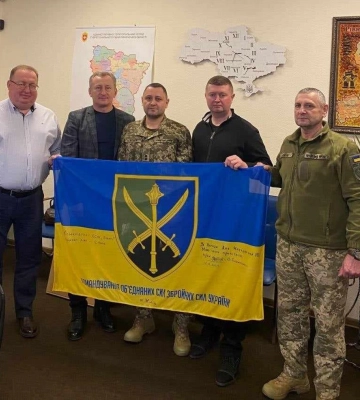 Керівника Рівненського обласного госпіталю ветеранів нагородили нагрудним знаком нагрудним знаком «За службу та звитягу»