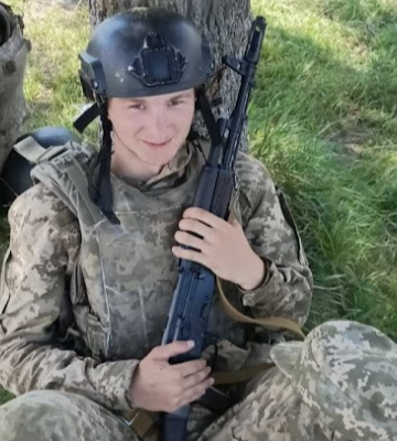 За тиждень до загибелі надіслав фото зразка похоронної таблички: молодому захиснику з Волині просять присвоїти державну нагороду