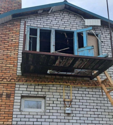 Били артилерією та дронами-камікадзе: протягом дня окупанти 8 разів атакували Нікополь та район