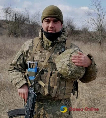 У Южному попрощалися із загиблим на Херсонщині воїном