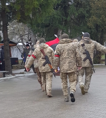 Поховали на наступний день після його ювілею: на Волині попрощалися з капітаном Юрієм Ковальським. Фото