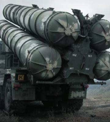 Россияне ударили по Харькову ракетами С-300 из района Белгорода