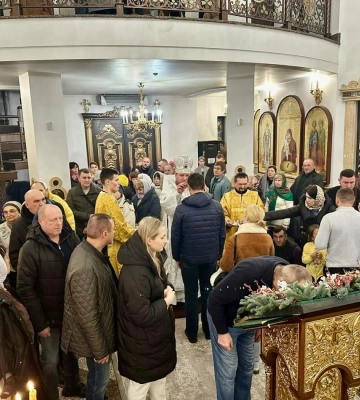 Перше Різдво за новим календарем: чому його перенесли та як привітала Дніпровська УПЦ