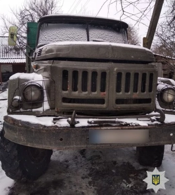 Чоловіка на Полтавщині на смерть придавило вантажівкою ЗІЛ