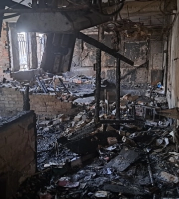 «Добре, що не залишились у палаті»: свідчення про обстріл Росією пологового будинку у Дніпрі