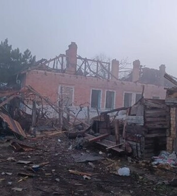 Протягом доби окупанти випустили 19 снарядів по Херсону, здійснили 97 обстрілів області, загинули дві людини