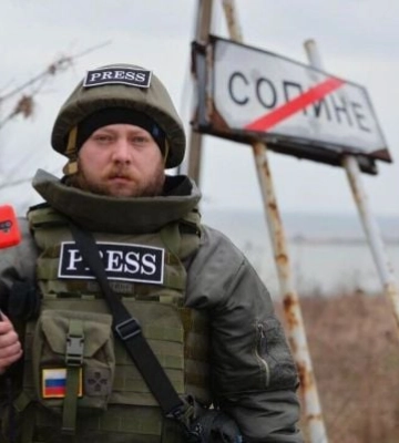 В Мелитополе свидетели секты Жириновского зовут в военкоры юное пушечное мясо 