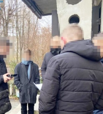 На Житомирщині експравоохоронця підозрюють у привласненні речових доказів