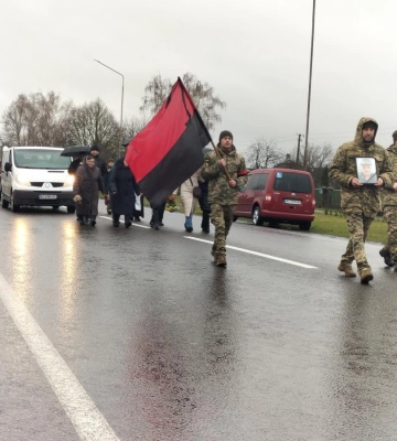 Мама полеглого Героя з Волині придбала реанімобіль для військових