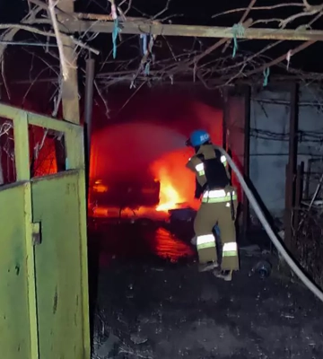 На Миколаївщині вогнеборці ліквідували три пожежі, що виникли через ворожі обстріли