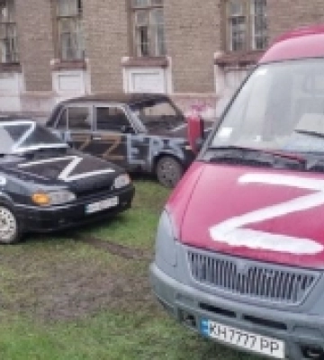 На Херсонщині окупанти крадуть транспортні засоби, власники яких вибули з регіону