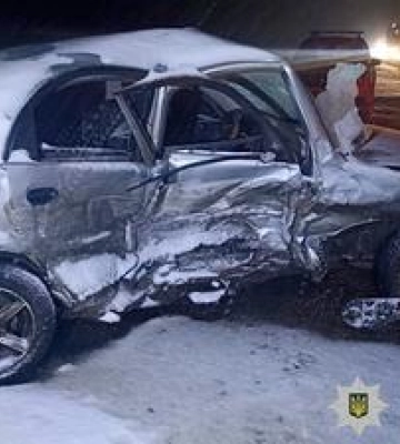 На Полтавщині зіштовхнулись дві автівки: один з водіїв потрапив до лікарні
