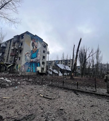 Окупанти за добу обстріляли п`ять громад Донеччини: пошкоджено будинки, школу та дитсадок