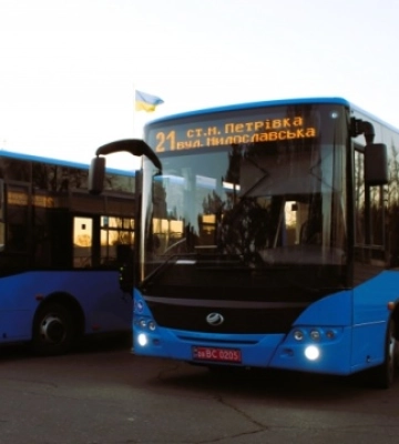 Миколаїв завдяки міжнародним партнерам поповнив автопарк комунального транспорту