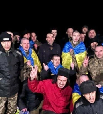 З полону — додому: двоє захисників з Дніпропетровщини повернулися з російської неволі