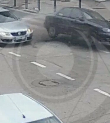 Потрійна ДТП у Дніпрі: зіштовхнулися Volkswagen, Daewoo та Ford