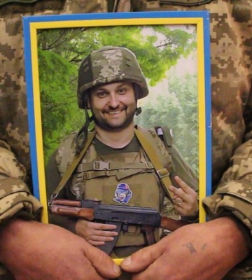 &quot;Ми втратили гарного фізика&quot;. У Сумах поховали захисника України Руслана Шуліпу