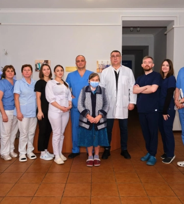 У Волинській обласній лікарні виписали пацієнтку, якій вперше у закладі пересадили печінку