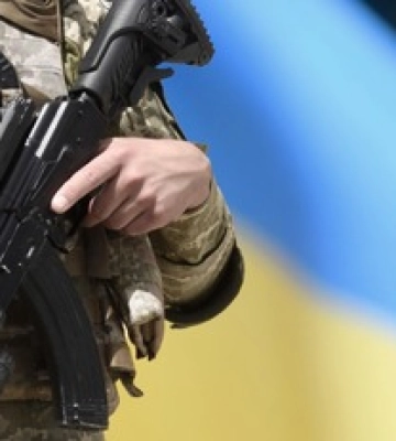 На Закарпатті водія забрали в ТЦК, а дружину з дитиною кинули на трасі: відео і деталі скандалу