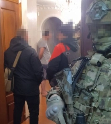 В Киеве задержан владелец агрохолдинга, который поставляет продукты для оккупантов на левобережье Херсонщины — СБУ