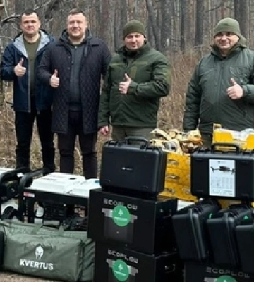 Бійцям «сотки» на сході країни привезли різдвяні подарунки з Волині 
