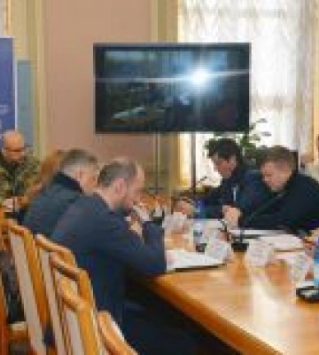 Через блокування сусідами фур з агропродукцією недоотримає грошей сівба