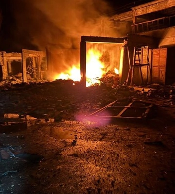 В ніч проти 6 січня росіяни двічі обстріляли Покровськ, влучили в адмінбудівлю – Донецька ОВА