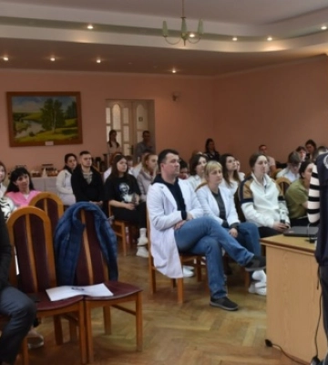 У Рівненському обласному госпіталі працює міжнародна команда ВООЗ