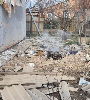 Під артилерійським вогнем окупантів у Нікополі загинув чоловік та постраждали дві людини