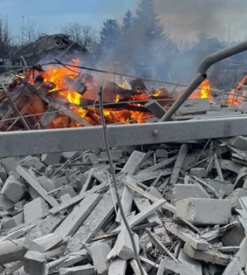 У Покровську з-під завалів будинку вдалося врятувати людину