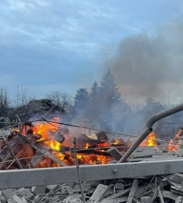 Поранено шістьох осіб унаслідок обстрілу Покровська, під завалами можуть перебувати три людини - Донецька ОВА