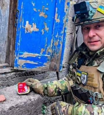 «Білі янголи» привезли до Авдіївки 750 кілограмів корму для тварин
