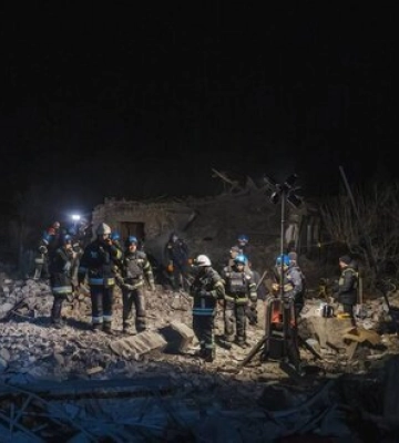 У селі Рівне Покровського району на Донеччині з-під завалів рятувальники дістали тіло дитини