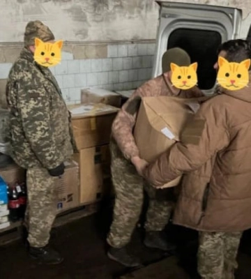 Волонтери з Рівненщини передали допомогу захисникам-землякам