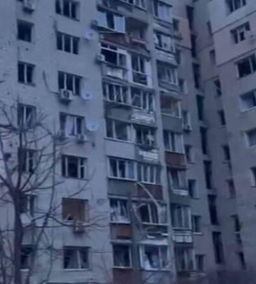 На Київщині встановлюватимуть нові вікна замість вибитих останньою ракетною атакою