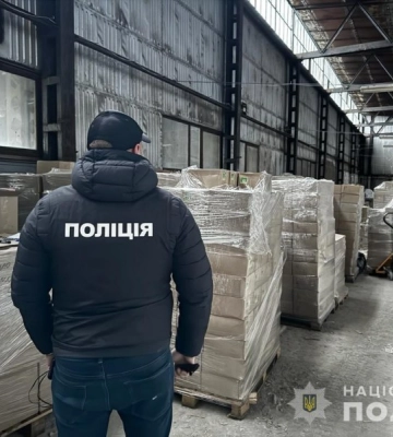На Одещині ліквідували масштабне підпільне виробництво продукції світових брендів