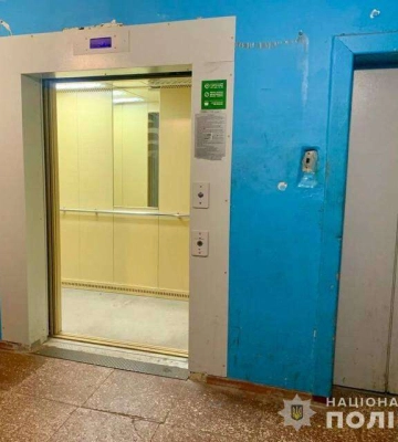 Пограбував жінку у підʼїзді: у Дніпрі затримали крадія