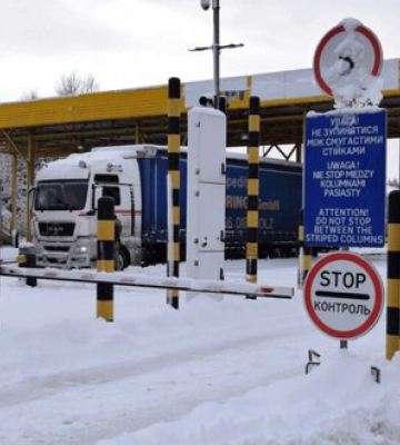 На кордоні з ЄС критично потрібно ще щонайменше 3 пункти пропуску, - глава Закарпатської ОВА Микита