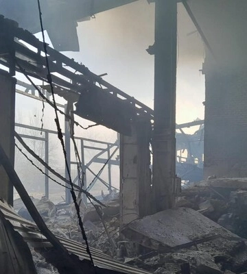 Окупанти знищили ударами три бази гуманітарної допомоги в Херсоні