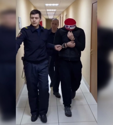 &quot;Выполнял задания Киева&quot;: в РФ арестовали подростка из Дагестана за поджог истребителя Су-34