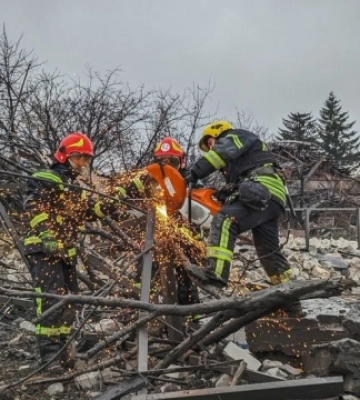 У Покровську під завалами знайшли тіло ще однієї жертви удару РФ
