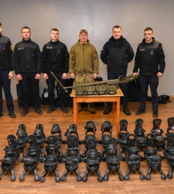 Британський волонтер передав рятувальникам Рівненщини допомогу